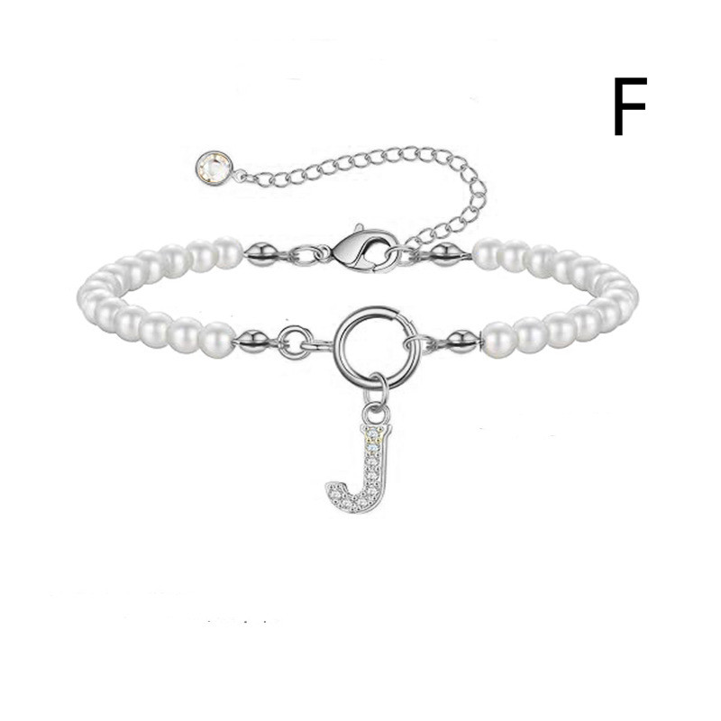 Leorria™ Personalized Pearl Bracelet – Timeless Elegance with a Personal Touch