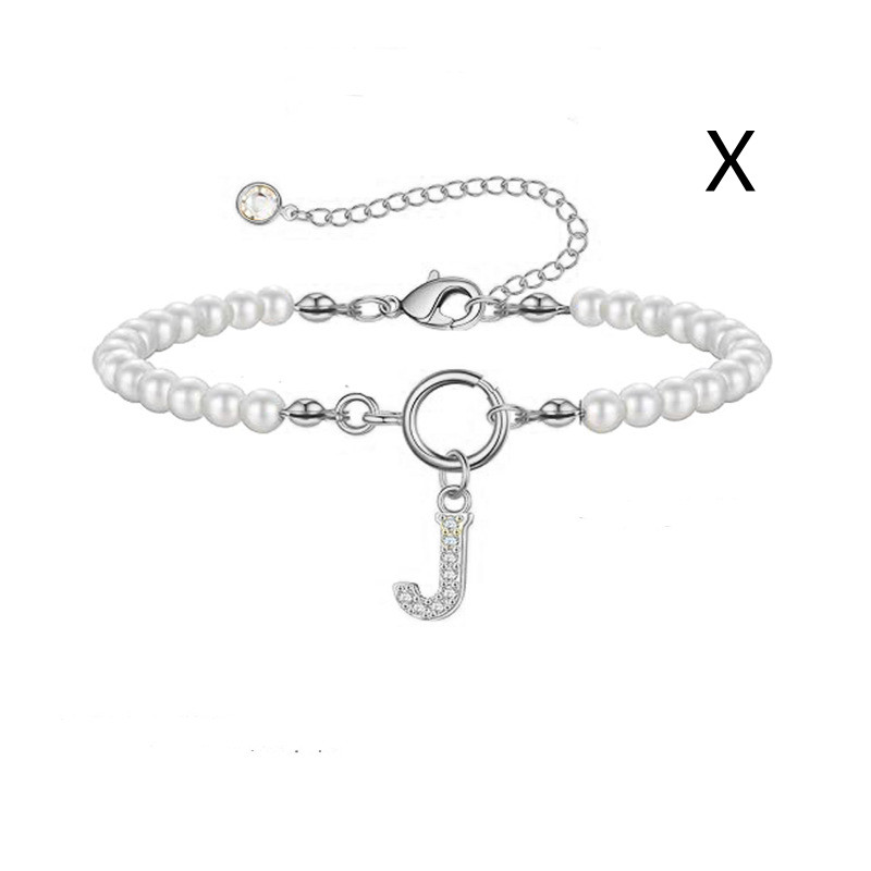 Leorria™ Personalized Pearl Bracelet – Timeless Elegance with a Personal Touch