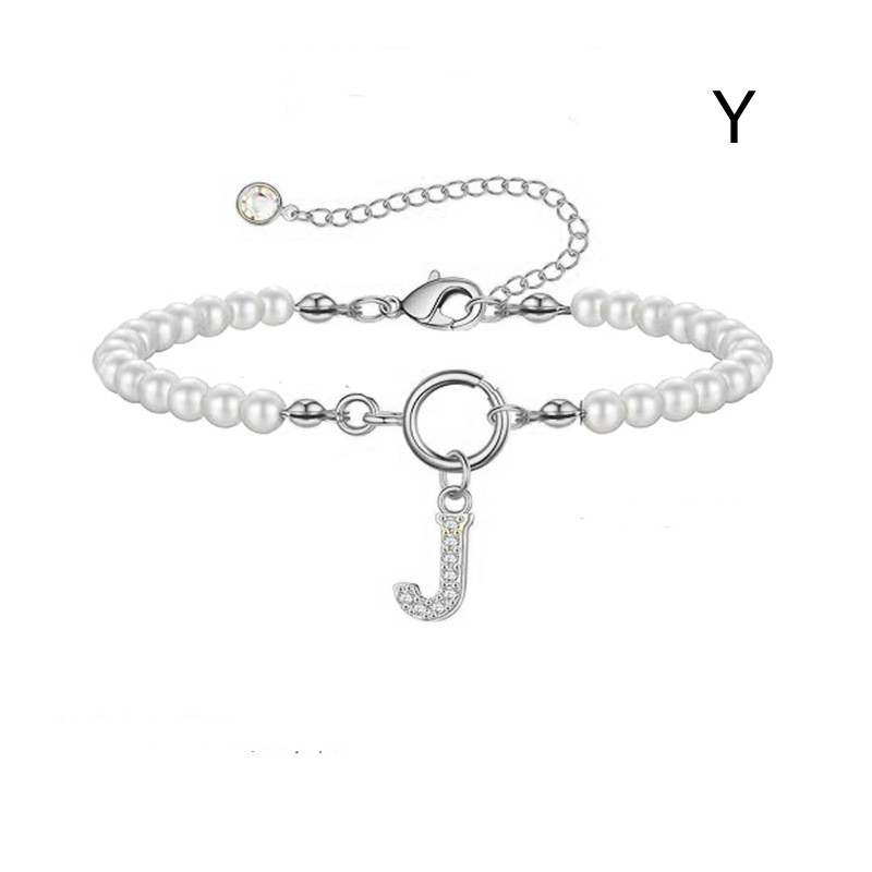 Leorria™ Personalized Pearl Bracelet – Timeless Elegance with a Personal Touch