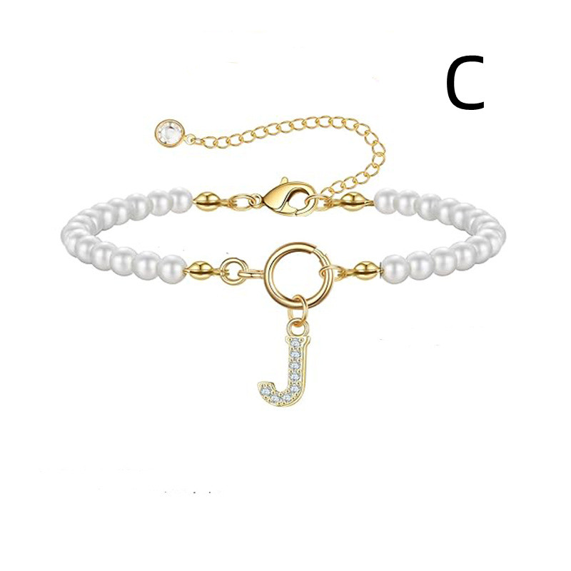 Leorria™ Personalized Pearl Bracelet – Timeless Elegance with a Personal Touch