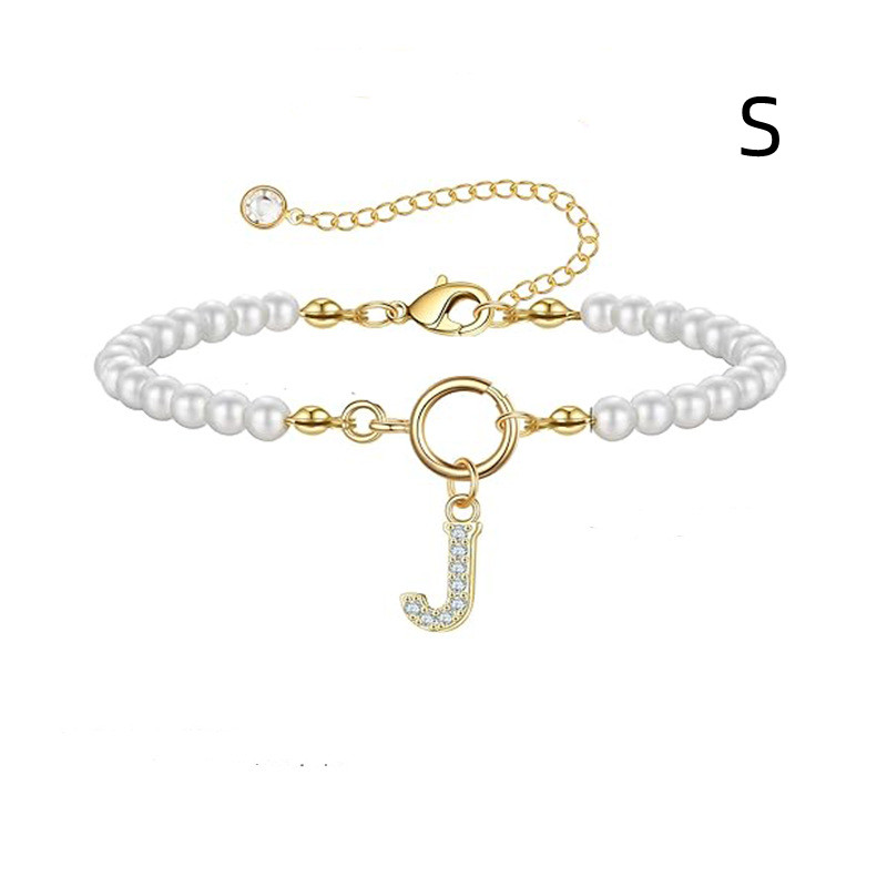 Leorria™ Personalized Pearl Bracelet – Timeless Elegance with a Personal Touch