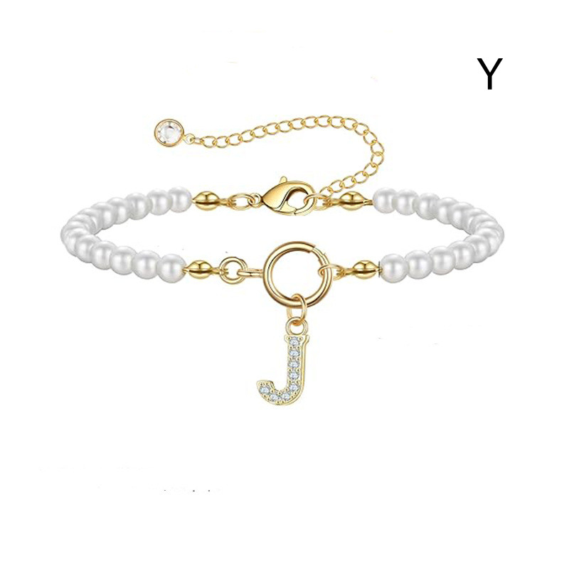 Leorria™ Personalized Pearl Bracelet – Timeless Elegance with a Personal Touch