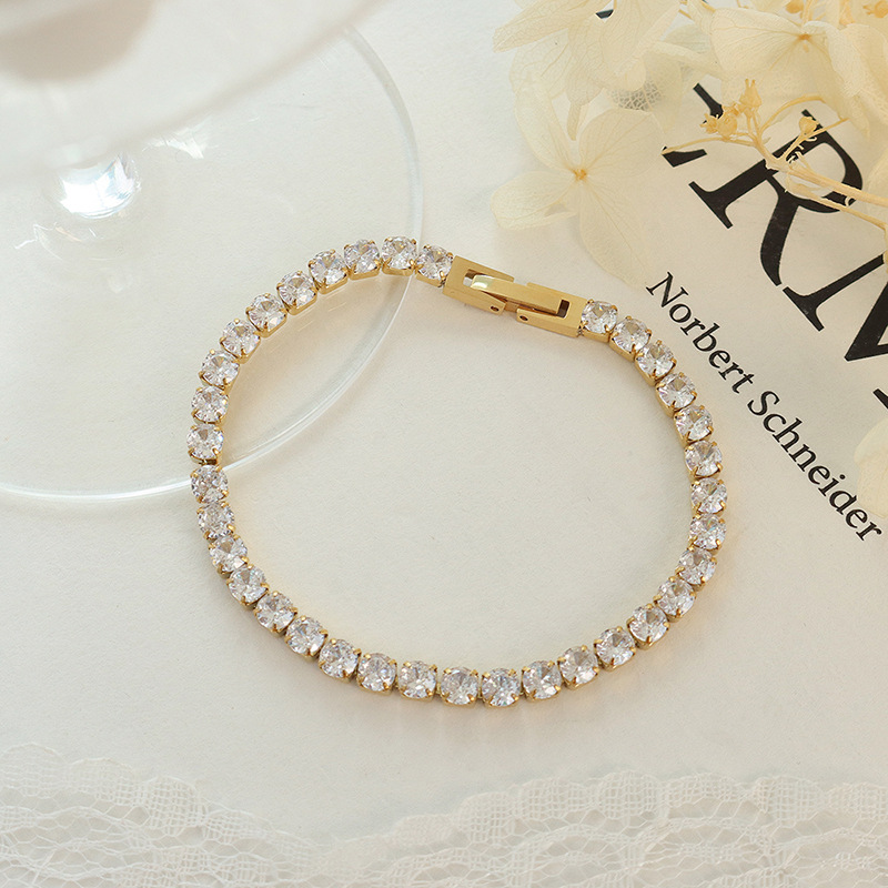 Leorria™ Classic Zircon Bracelet – Elegance in Every Detail