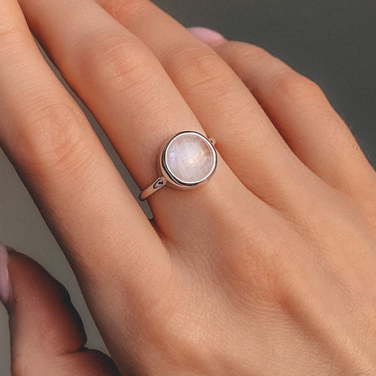 Ring with Moonstone