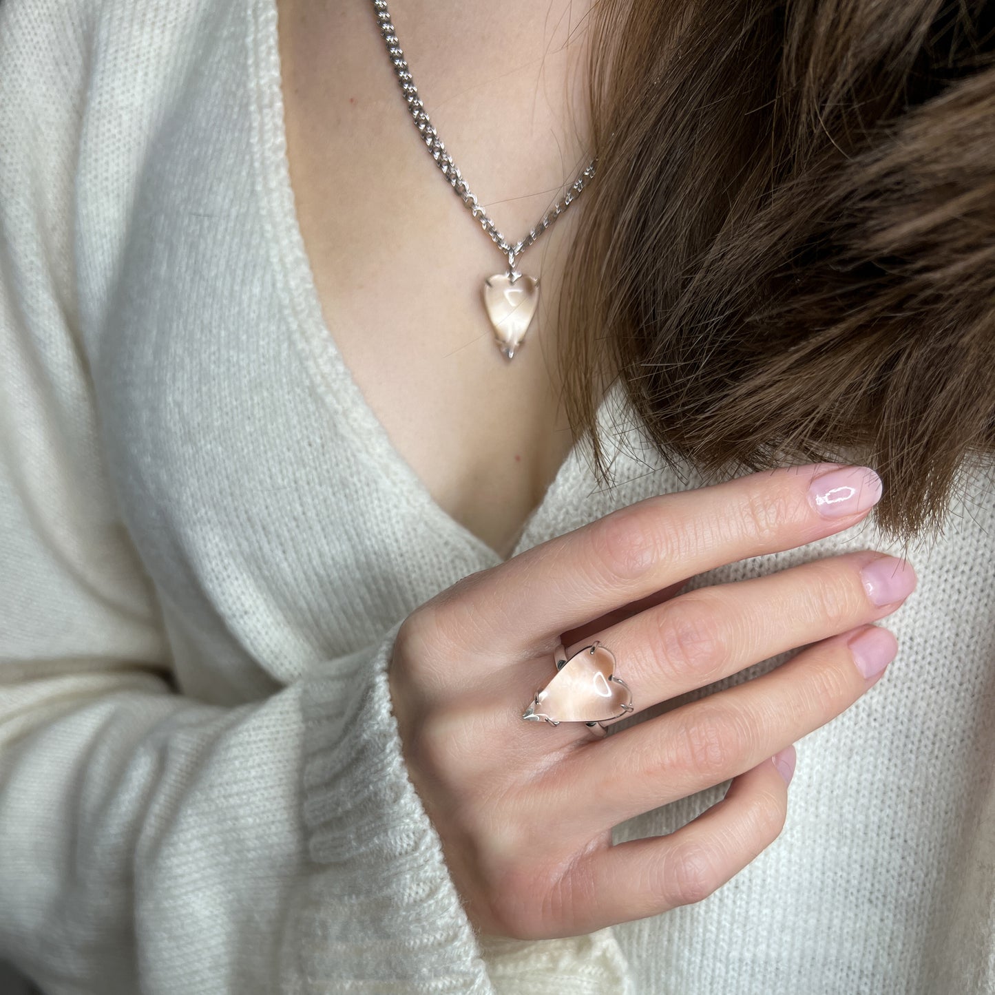 Edge Pendant with Natural Stone