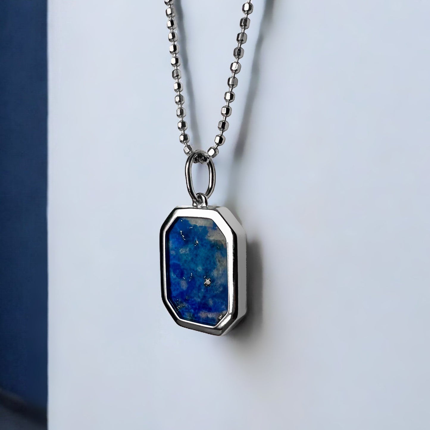 Rome Pendant with Lapis Lazuli