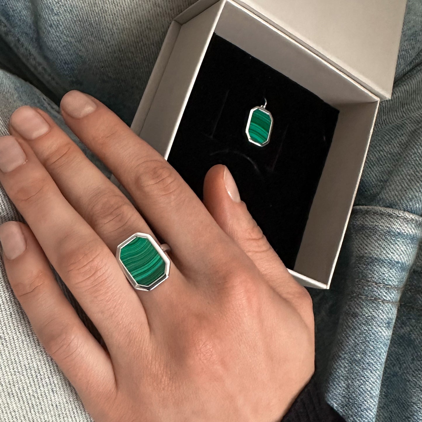 Ring Rome with Malachite