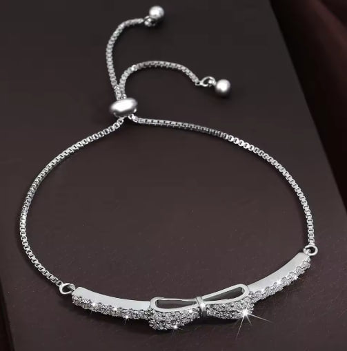 Leorria™ Belle Bow Bracelet